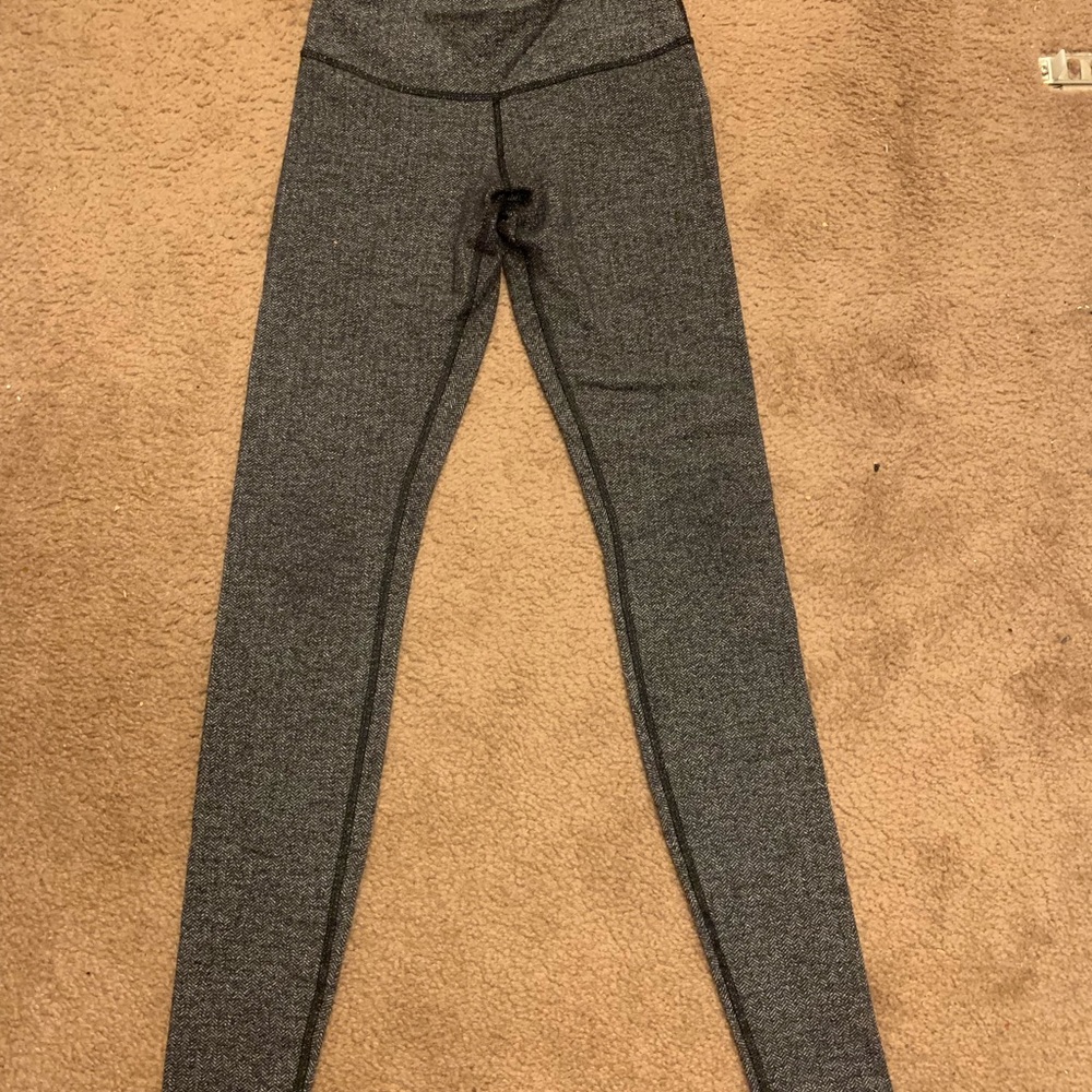 Grey lulu lemon leggings